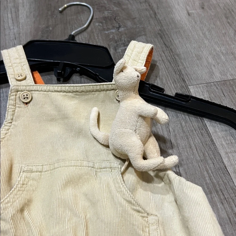 HTF Gymboree Vintage Kangaroo print overalls with stuffed kangaroo size 3-6M